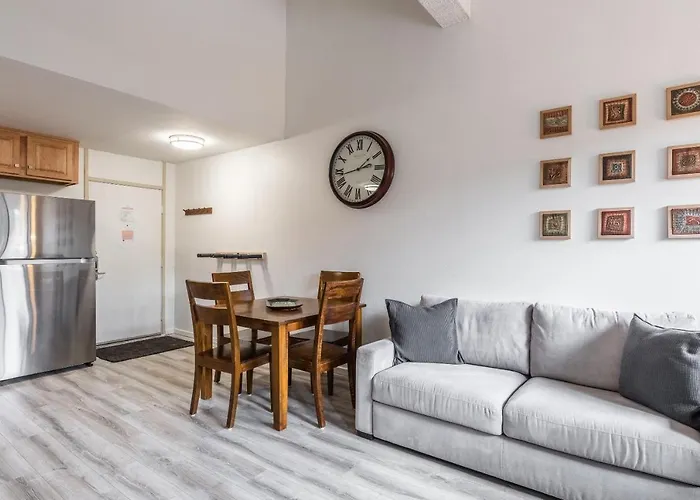 Summit #256 - Top Floor Summit 1 Bedrm 1 Bathrm Condo Just Steps Too Little Eagle Lodge Sleeps 4